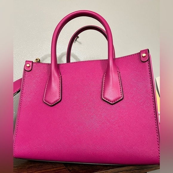 Michael Kors Maple Small Satchel Deep Fuchsia Leather Crossbody NWT - Picture 3 of 5